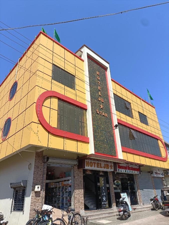 Hotel Jb Star Māndvi Esterno foto